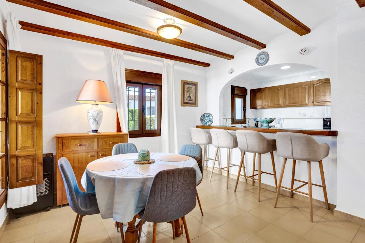 Ruhiges Eckreihenhaus Mit Pool In La Sella Zarzas One Denia Pedreguer Exterior foto