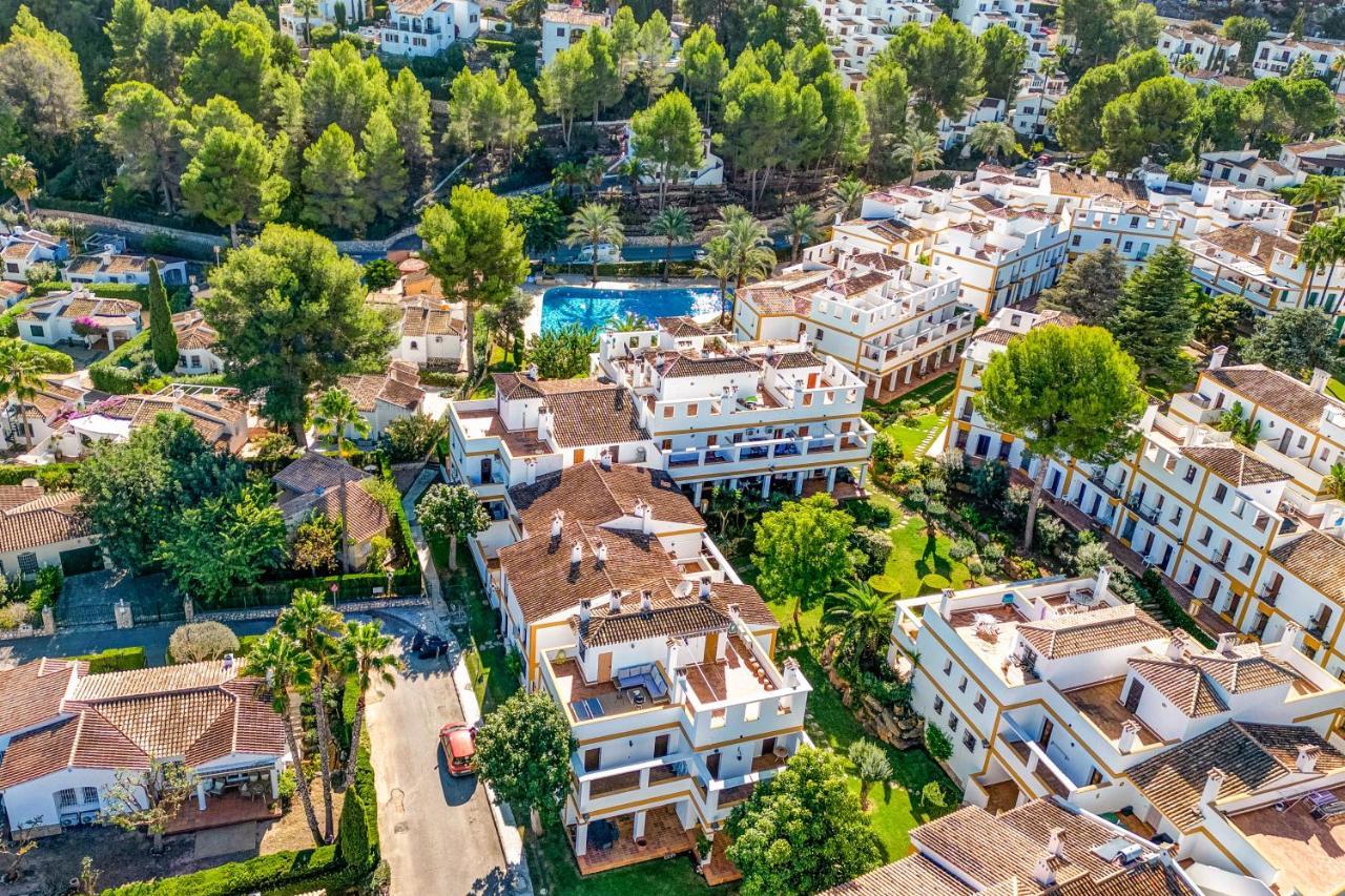 Ruhiges Eckreihenhaus Mit Pool In La Sella Zarzas One Denia Pedreguer Exterior foto